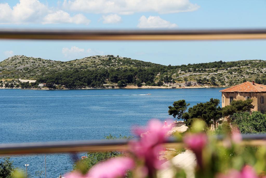 Sibenik Modern Apartment Bilik gambar